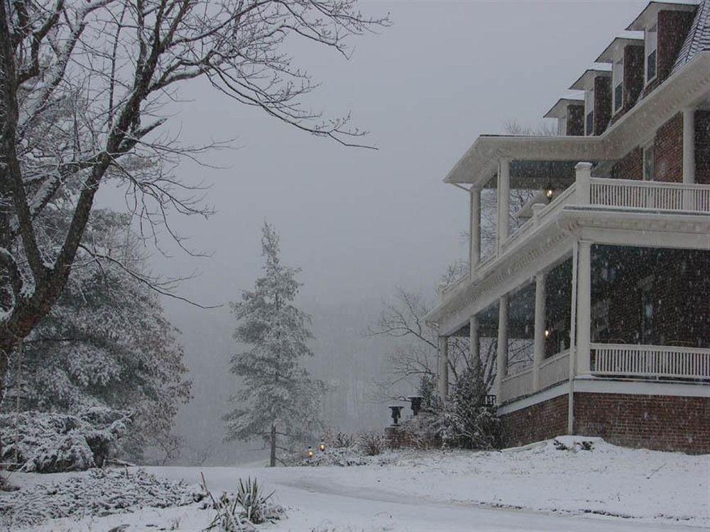The Reynolds Mansion Bed & Breakfast Woodfin Exterior photo