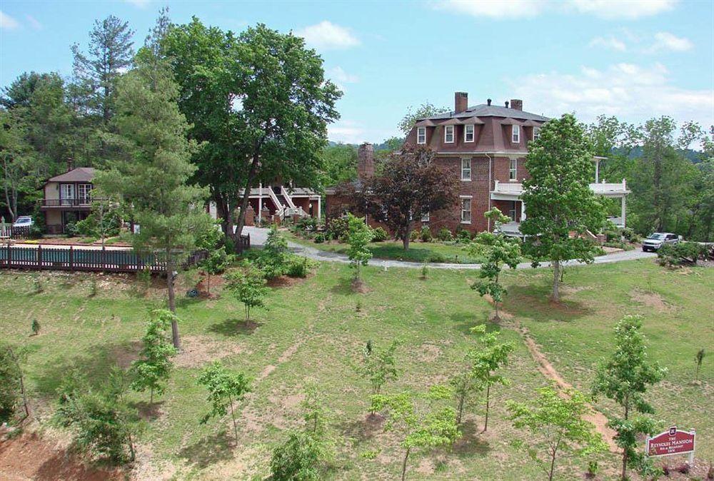 The Reynolds Mansion Bed & Breakfast Woodfin Exterior photo
