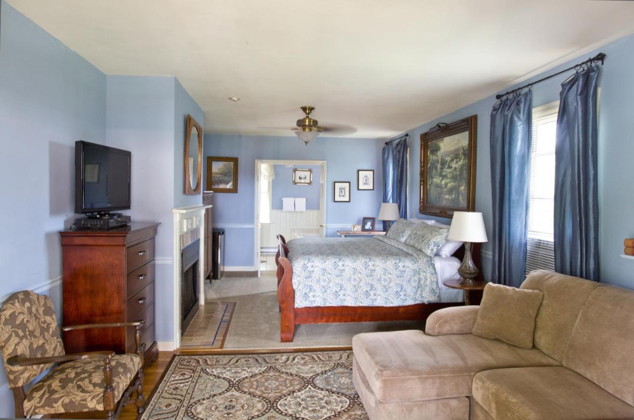 The Reynolds Mansion Bed & Breakfast Woodfin Exterior photo