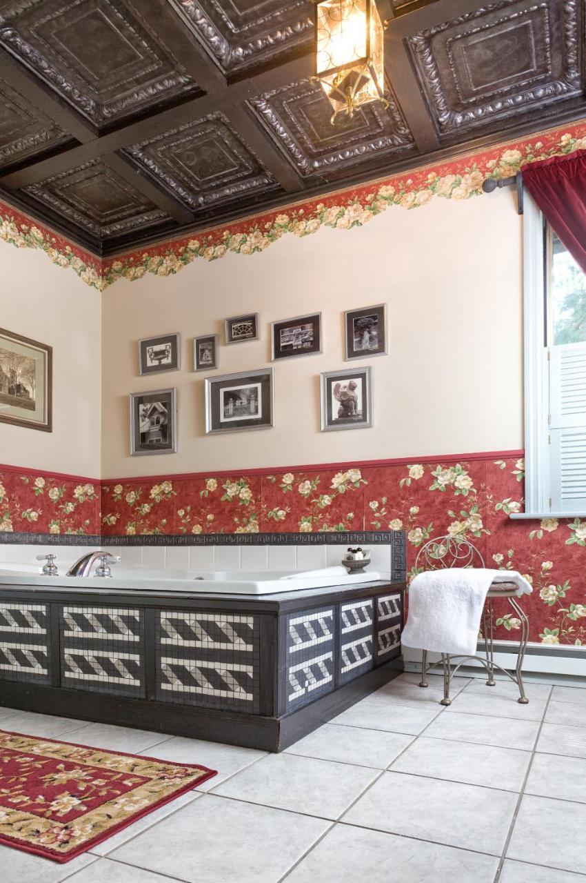 The Reynolds Mansion Bed & Breakfast Woodfin Exterior photo