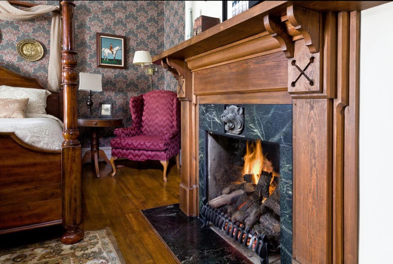 The Reynolds Mansion Bed & Breakfast Woodfin Exterior photo